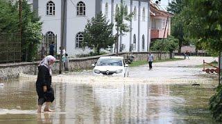 Batı Karadeniz'deki sel felaketinin bilançocu: Bir kişi kayıp, büyük maddi hasar var