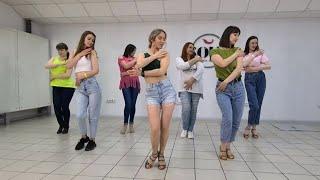 Kizomba lady style