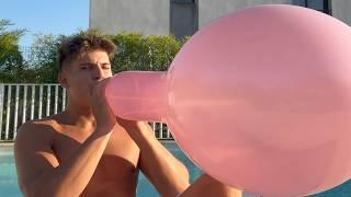 Matteo Popping Balloons (Preview)