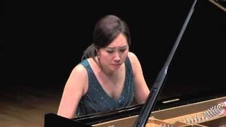 Young-Ah Tak: Beethoven Rondo in C Major, Op.51 No.1