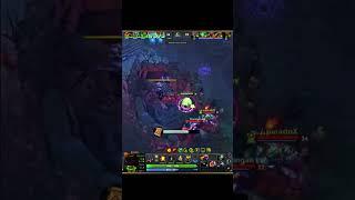 Roshan Help #dota #dota2 #dota2gameplay #dota2highlights #dotawtf #dota2clips #dota2live #shorts