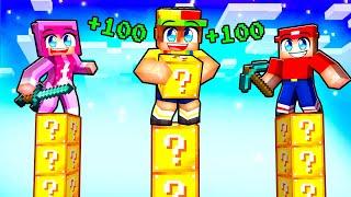 Cheating With +100 LUCKY BLOCKS in a LUCKY BLOCK TOWER RACE in Minecraft!