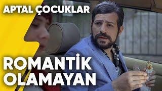 Romantik Olamayan Mahmut | Aptal Çocuklar 1.Bölüm