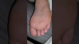 Snoring soles sleeping feet #feet #snoringfeet #soles