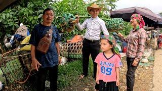 Rich man helps single mother build chicken coop and buys her a flock of chickens, Orphaned Po