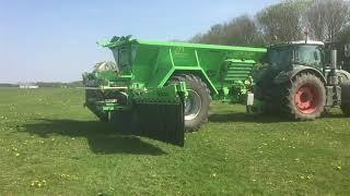 Gustrower Ryetec wind/vacuum booms folding for transport