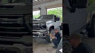 CUTTING FENDERS ON A TRUCK  #shorts #shortsvideo #thatwidebowtie