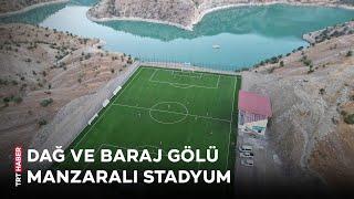 Uludere Spor Kulübü Stadyumu manzarasıyla görenleri hayran bırakıyor