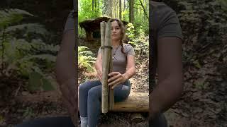 She made this in the forest in just 3 minutes 🪵⏱️#camping #survival #bushcraft #outdoors