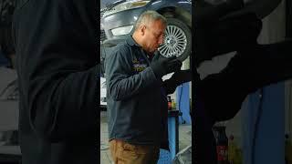 Люксовый автомобиль на 1.4