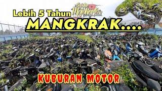 Melihat Tumpukan Motor Hasil Sitaan Yang Tidak Diambil Pemiliknya