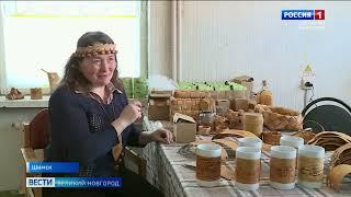 Берестяные письма в будущее. Репортаж из Шимска о берестяном производстве.