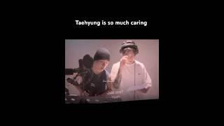 Taehyung come to visit Jk in his "yes or no" song recording #bts #jungkook #taehyung #taekook