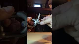 How to tie a buntline hitch by feel. IMPORTANT!