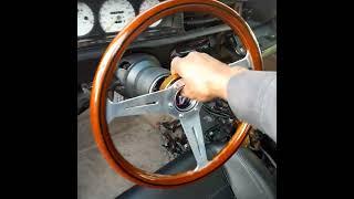 (Nardi) Steering wheel with quick release installed