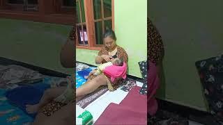 Bunda lagi menyusui di hari lebaran idul Fitri