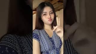 CEWE CANTIK PAKAI DASTER !! SAMBIL GENIT-GENIT NIH..