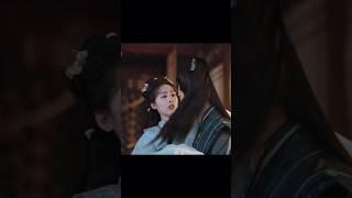 She didn't expect him to come to save her. #ancydeng #phimcotrang #truonglackhuc #changlequ