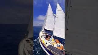 Love having all four sails up!
