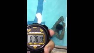Paul Harris stay under water for 100 seconds