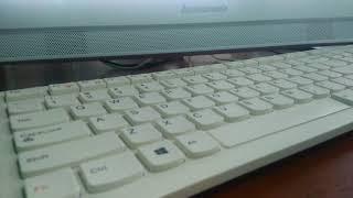 Ngintip mandi tante