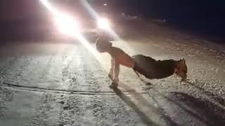 Madness | This guy is viral now for his exercise in freezing Snow