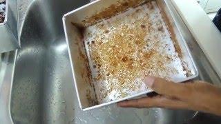 How to choose a baking tin that is not difficult to clean