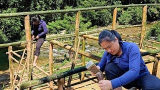 Dinh built a house alone with giant bamboo trees. Life alone