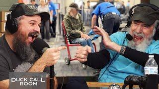 Uncle Si Is Wrongfully Detained by the TSA at the Airport | Duck Call Room #391