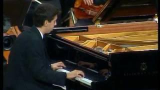 Tal-Haim Samnon plays Schumann- "Aveu" (Carnaval Op. 9)