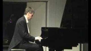 Andrei Pisarev plays Liszt - Sonata in B-minor (part 1)