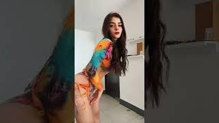 Periscope Liseli kızdan Twerk Video (Kalça Show)