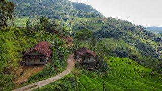 KECAPI SULING SUNDA PALING MERDU, Rumah Di Lereng Gunung, Cisewu Pemandangan Alam Pedesaannya Juara