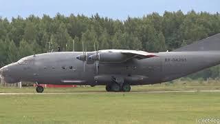 Антонов Ан-12БК / Antonov An-12 и веселый штурман.