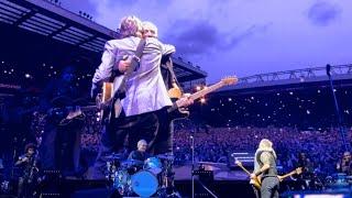 Bruce Springsteen brings out Paul McCartney in Liverpool - 07/06/2025