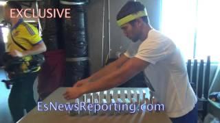 Vasyl Lomachenko EXCLUSIVE attention & focus exercise - EsNews Boxing