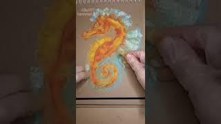 Рисую двумя руками масляной пастелью  Морской конёк🪸  #shorts  #oilpastel #painting #smltart