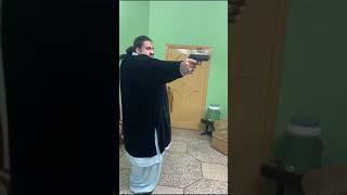 khan baba fakhre mardan firing in room Khan Baba Official Pakistani Hulk ...