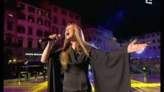 Lara Fabian a Firenze canta "Adagio" in un concerto Francese dedicato alle canzone italiane