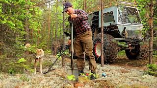Находки ОДНА ЗА ОДНОЙ! ЗЕМЛЯНКИ! 40х Годов. ВСТРЕЧА С МЕДВЕДЕМ.  ЗАБРОШЕННЫЙ ПОСЕЛОК В ТАЙГЕ.