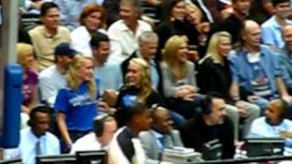 dwight howard hitting a girl in the face with a wristband