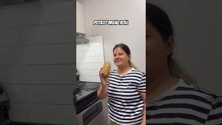 Potato stuffed Bread Roll#breadrollsrecipe #partysnack#rollsnacks#foodie#gulati’skitchen#streetfoo