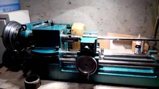 Lathe "Universal 2" - the work of cutting mill