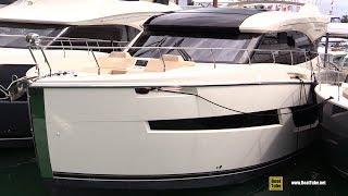 2020 Carver C52 Coupe Yacht - Walkaround Tour - 2020 Miami Boat Show