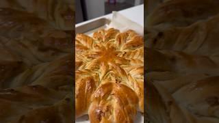 Prettiest Garlic Bread #shorts #fyp #viral #cooking #food #recipe #garlicbread #trending