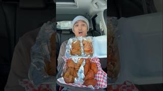 Trying the BEST CHICKEN WINGS #shorts #chicken
