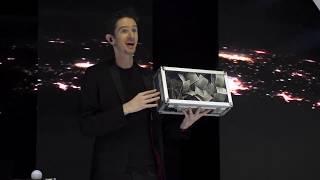 Keynote Speaker and Digital Illusionist Keelan Leyser