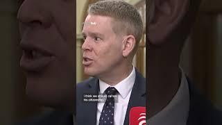 PM Hipkins jokes about punishing Steve Hansen over Wallabies defection | Newshub