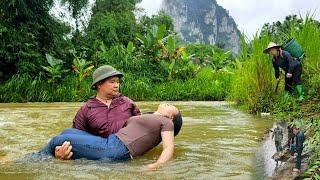 Tu Nhi was saved from the river of death by the kind farmer