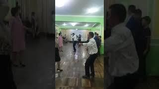 Уят эле.....